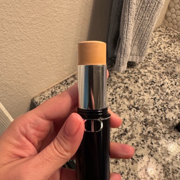 Dior Forever Skin Perfect 24h multi use foundation stick - Picture 3 of 4